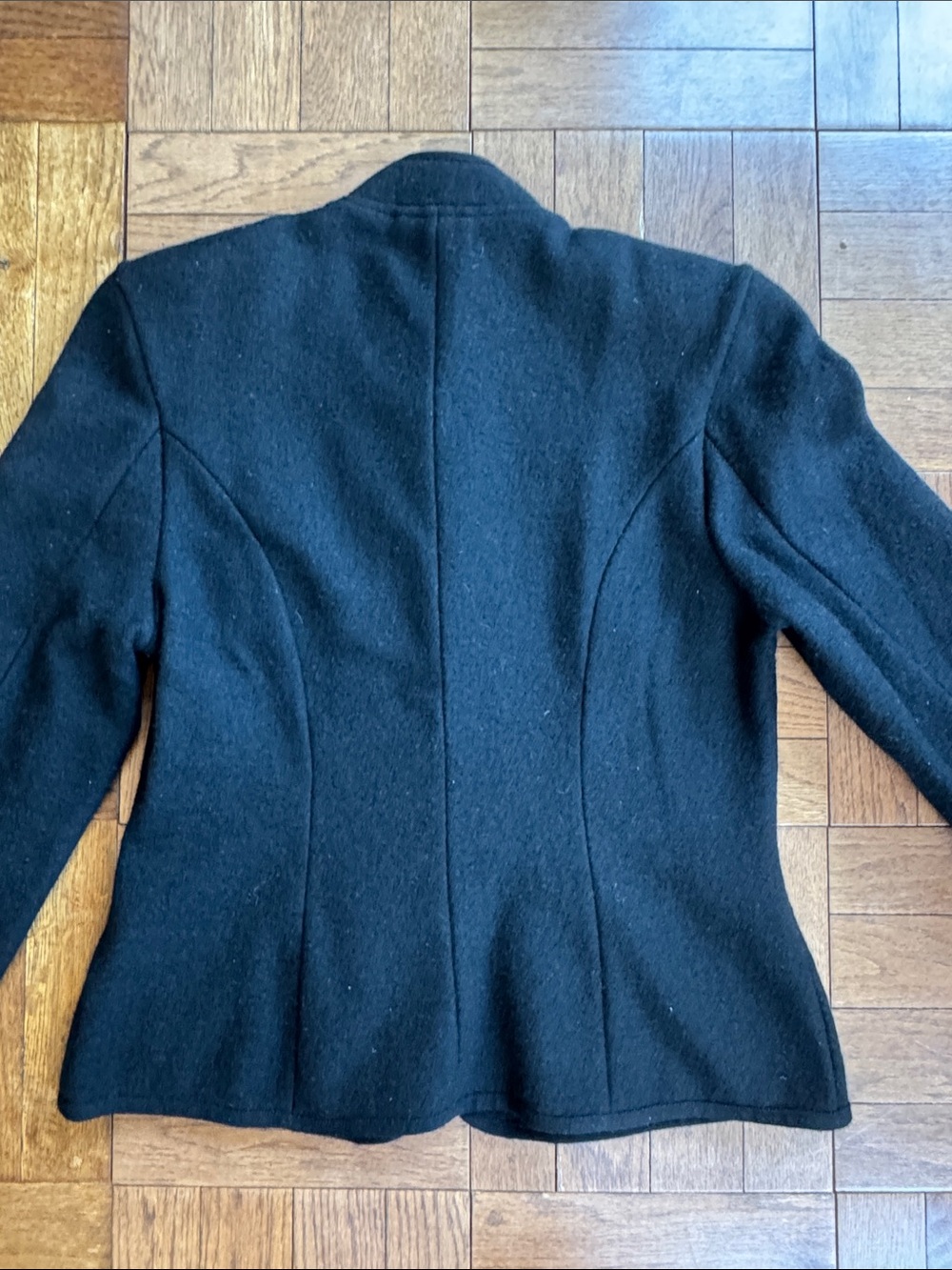 Geiger Boiled Wool jacket with Button Front - Picture 6 of 8